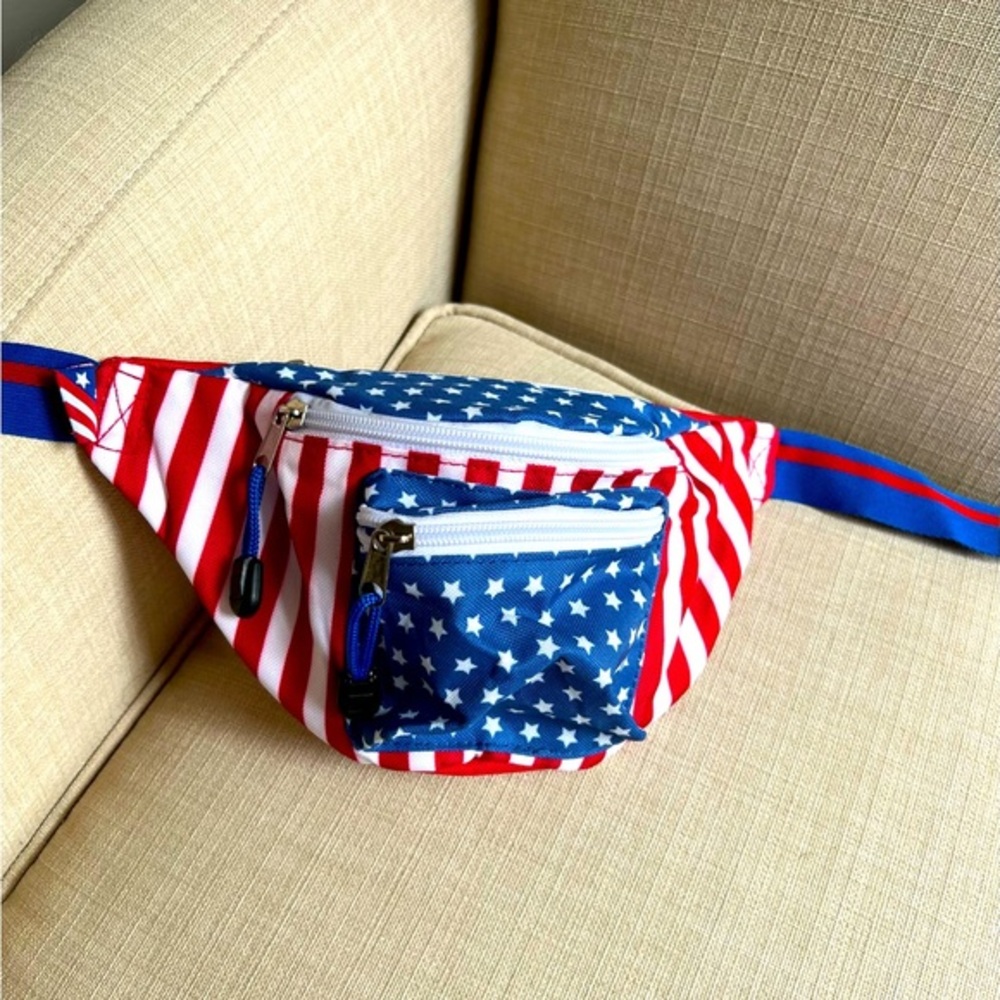Patriotic Fanny Pack/Shoulder Purse. 3 Zip Compartments. Adjustable Strap.